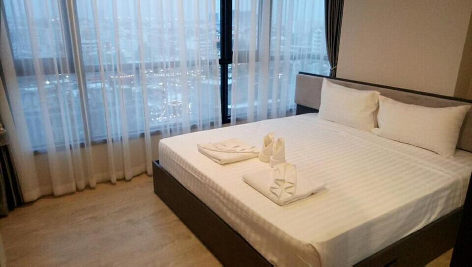 The Base Pattaya By Feng Apartment Luaran gambar