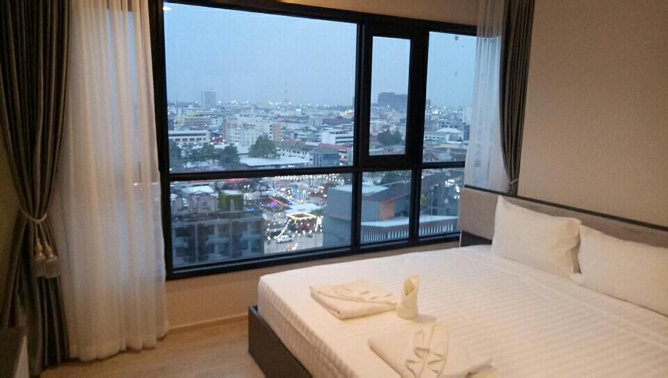 The Base Pattaya By Feng Apartment Luaran gambar