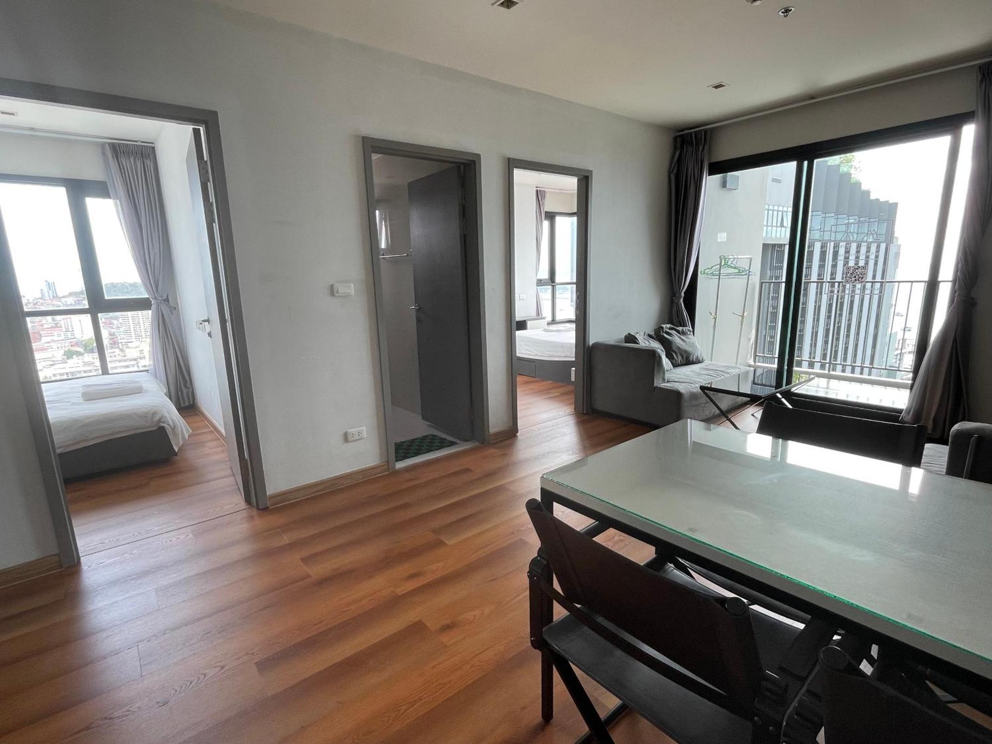 The Base Pattaya By Feng Apartment Luaran gambar