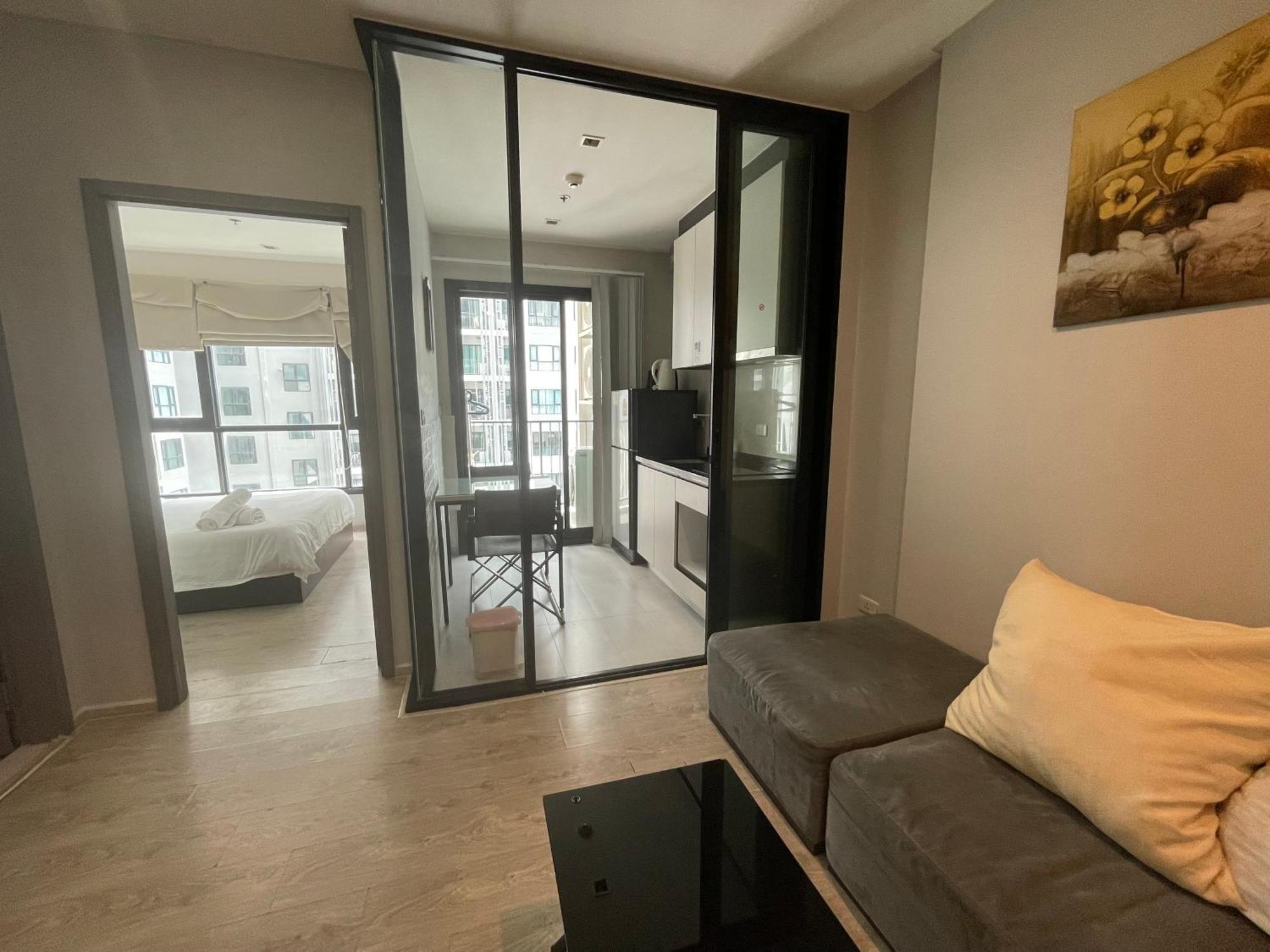 The Base Pattaya By Feng Apartment Luaran gambar