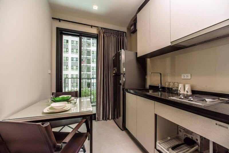 The Base Pattaya By Feng Apartment Luaran gambar