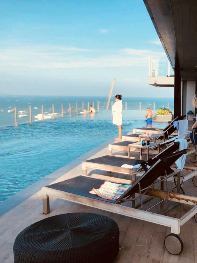 The Base Pattaya By Feng Apartment Luaran gambar